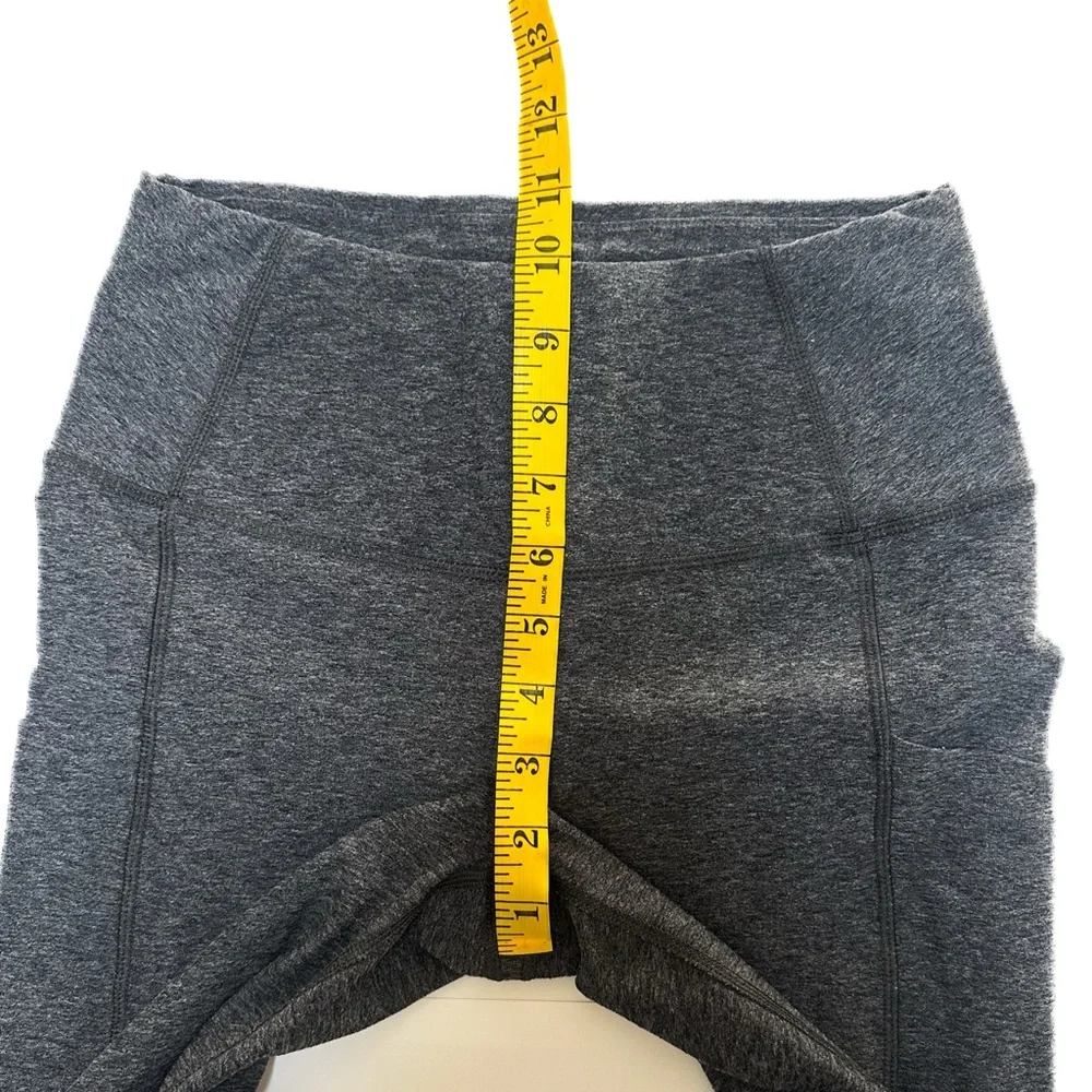 The North Face Women's Side Pocket Mid-Rise 7/8 Leggings Charcoal Heather Grey - Picture 9 of 11